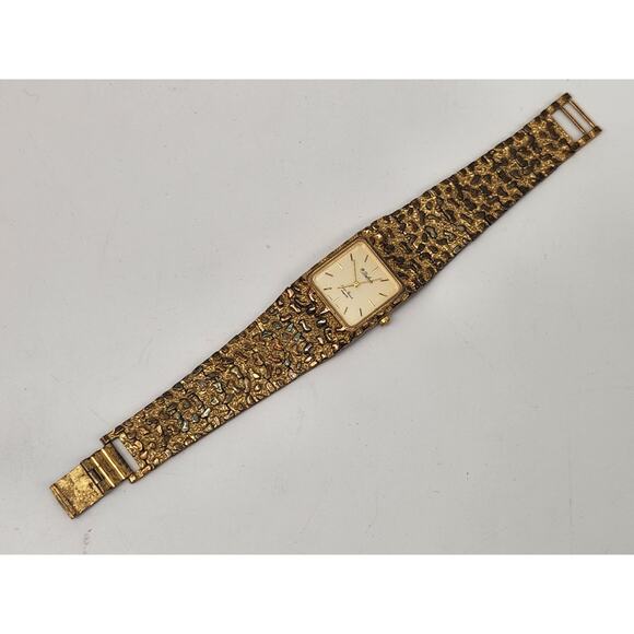 Dufonte Lucien Piccard Watch Womens Nugget Watch Gold Tone 26mm Case Classic main image 9